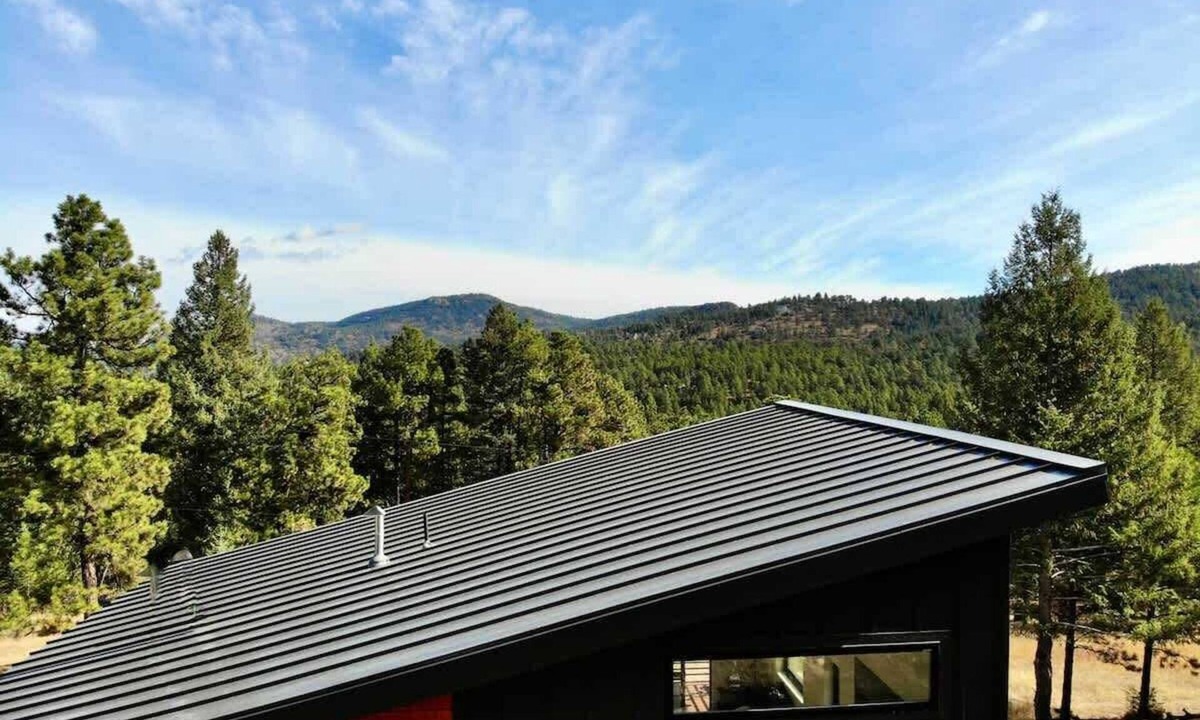 Evergreen Meadows House | Pinebox at Evergreen Modern 20Acres -Serene-Creek!