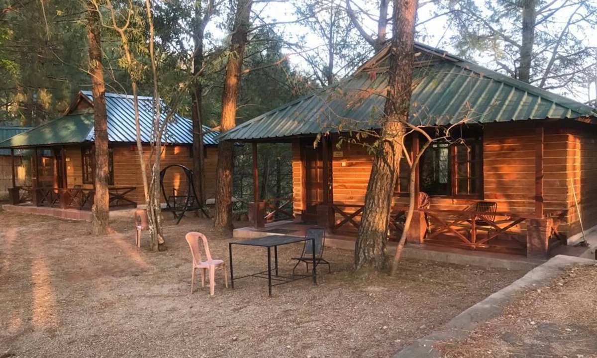 Kandaghat Hotel | Pinewood Nirvana
