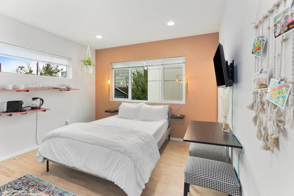 Whittier Heights Apartment | Pingu's sweet suite - Micro Studio - 91Walkscore