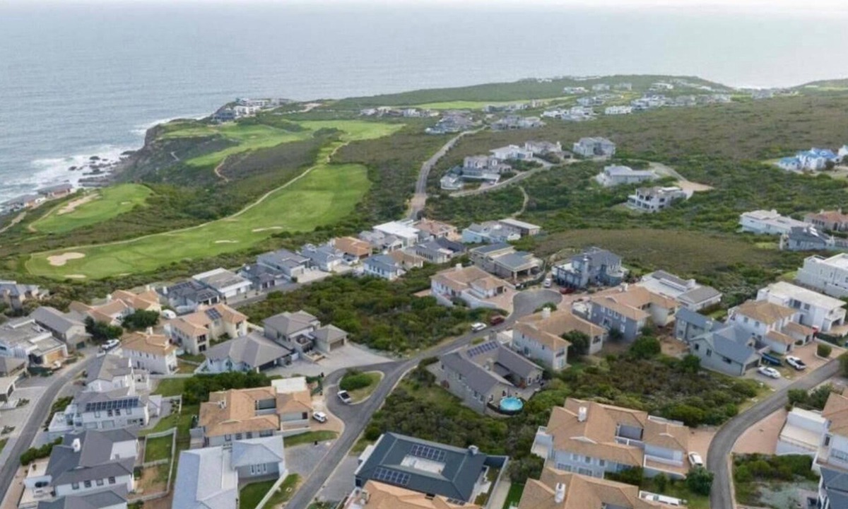 Mossel Bay House | Pinnacle Golf Estate Haven