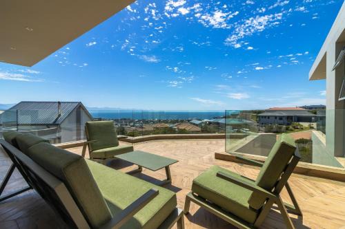 Plettenberg Bay Villa | Pinnacle Villa