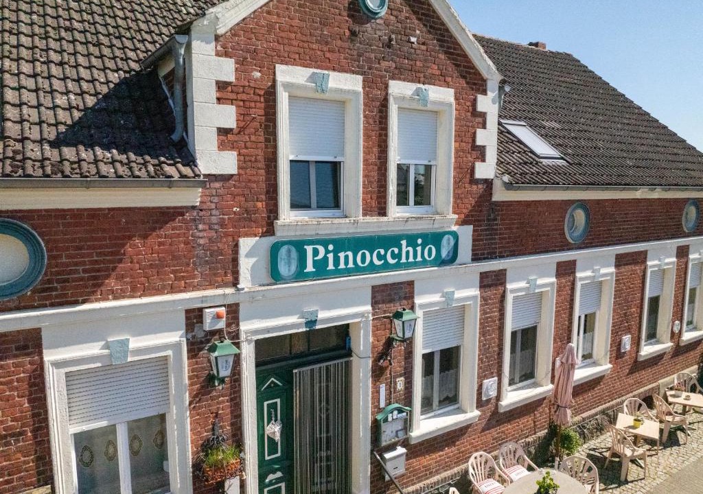 Pirow House | pinocchio pirow