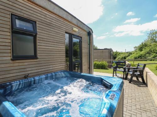 Nettlestone House | Pinot