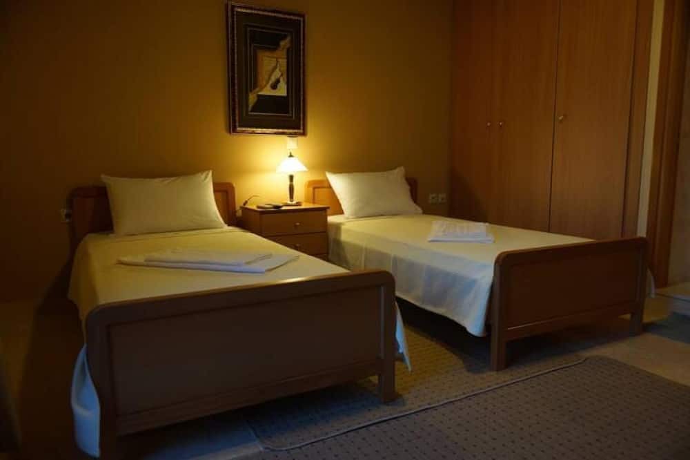 Symi House | Pinotsi Room 2 - 2 single