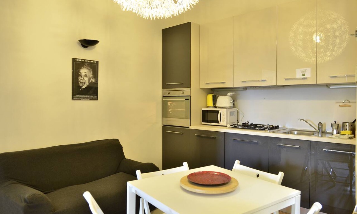 Oltrarno Apartment | Pitti Three - Two Bedroom Apartment, Sleeps 4