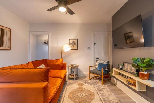Lower Lawrenceville Apartment | Pittsburgh House
