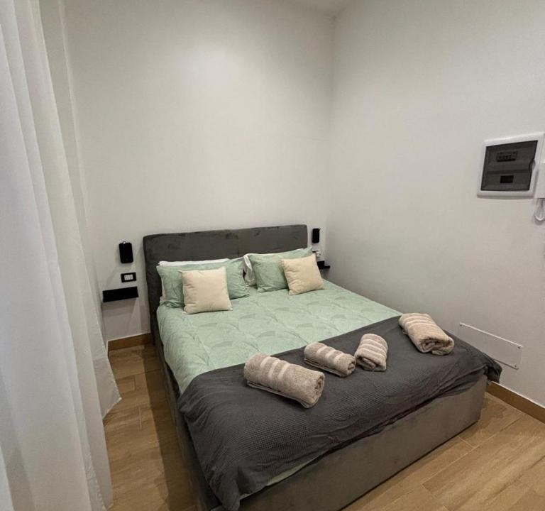 Cagnola Apartment | Plana Room