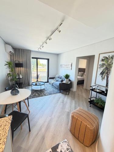 Paarl Apartment | Platform 123 - 2 On Tabak with onsite Parking