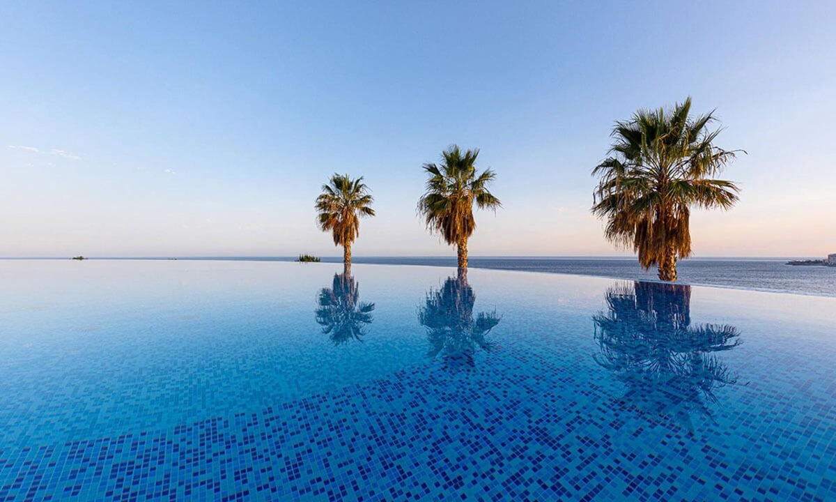 Velilla-Taramay Hotel | Playacalida Hotel
