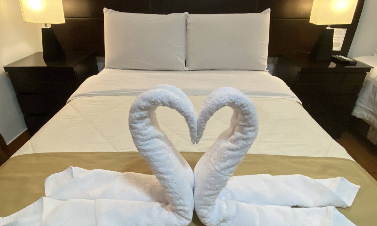 Lima Historic Center Hostel | Plaza Mayor Lima