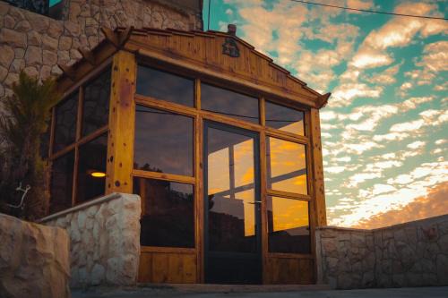 At-Taybeh Hostel | Plaza View Hostel