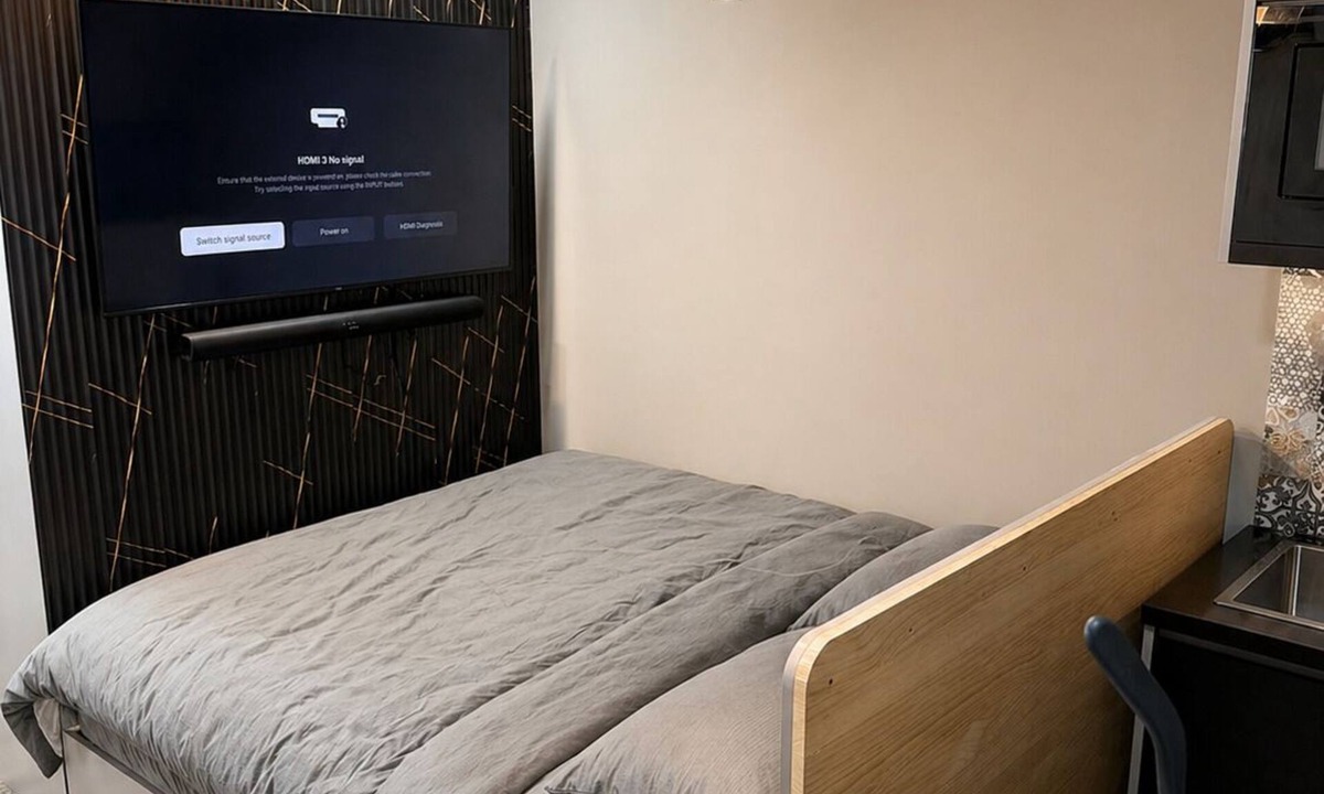 Male Apartment | Pleasant 1-bedroom Studio Apartment with AC in vibrant Malé - Sunny Side of Life