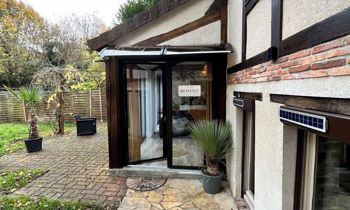 Sezanne House | Pleasant house🏡 with garden🪴hyper Center Sezanne🏘️