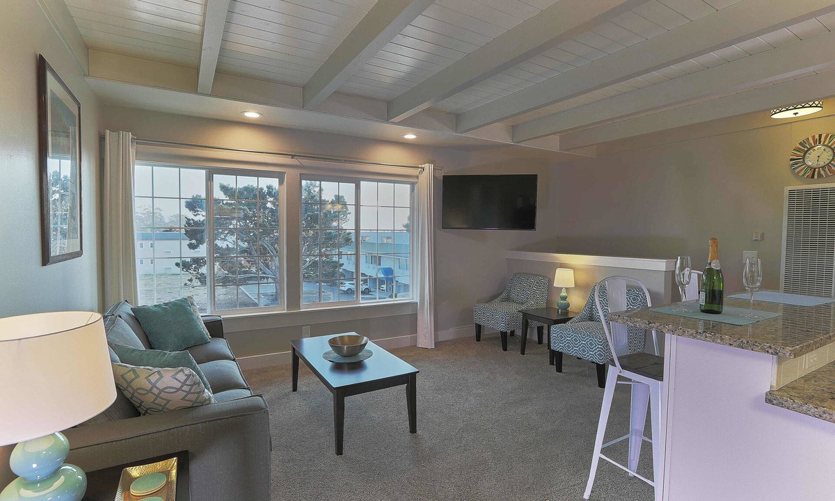 Morro Bay Hotel | Pleasant Inn