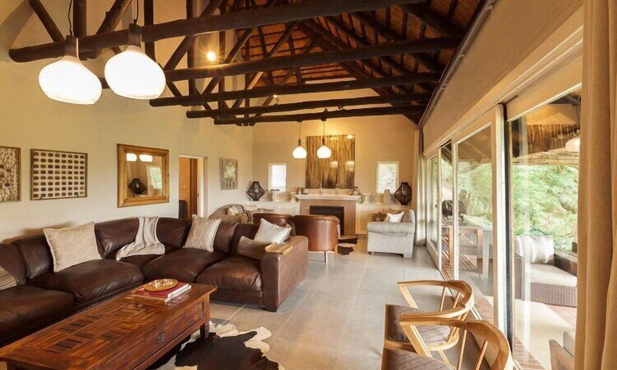 uMngeni House | Pleasant Places by Sanaandi