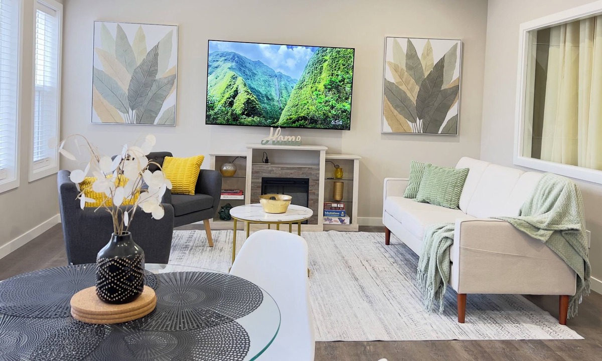 Sage Hill House | Pleasant Stay Calgary