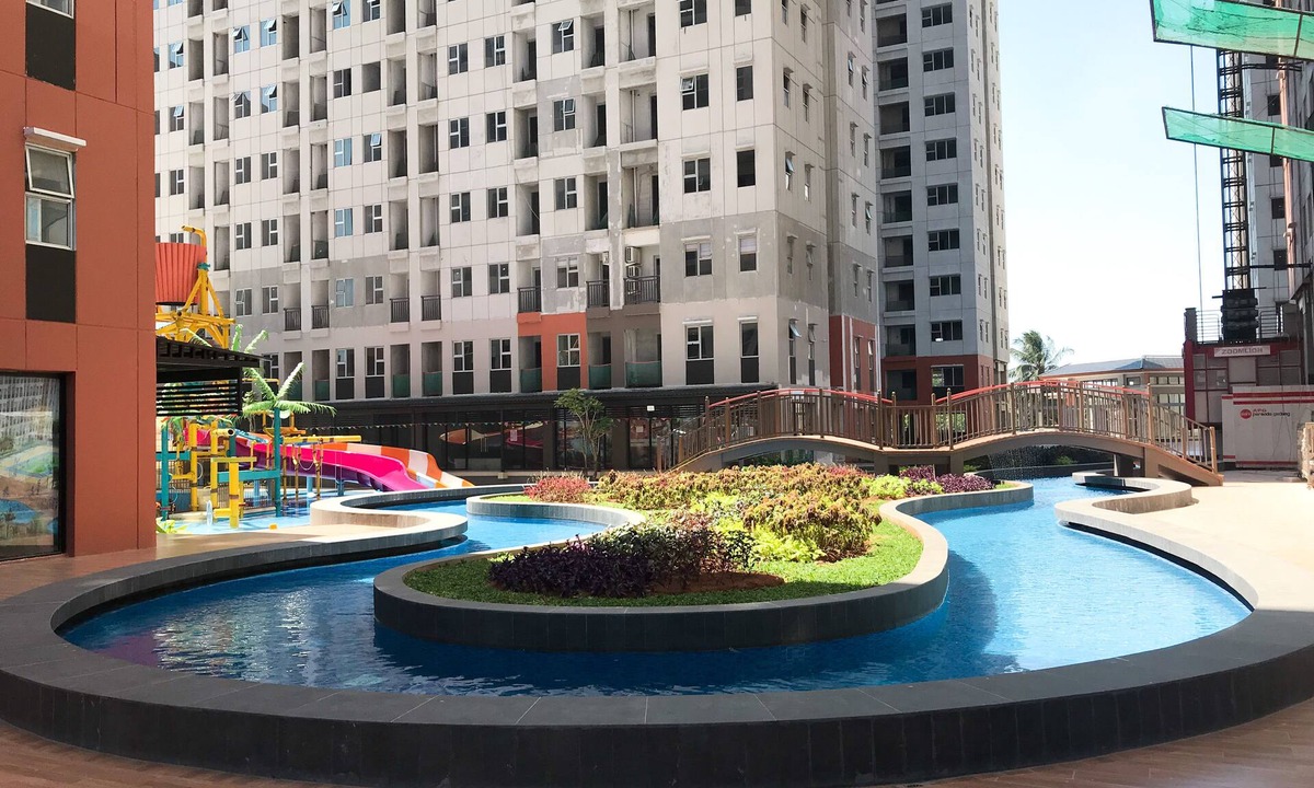 Bekasi Timur Apartment | Pleasurable 2Br Transpark Juanda Apartment