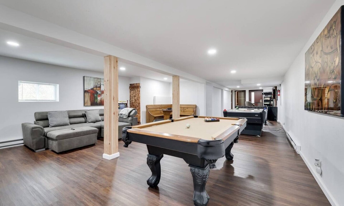 Cresco House | Pocono Mountains, Hidden-Gem GameRoom, Firepit, Min to all Attractions