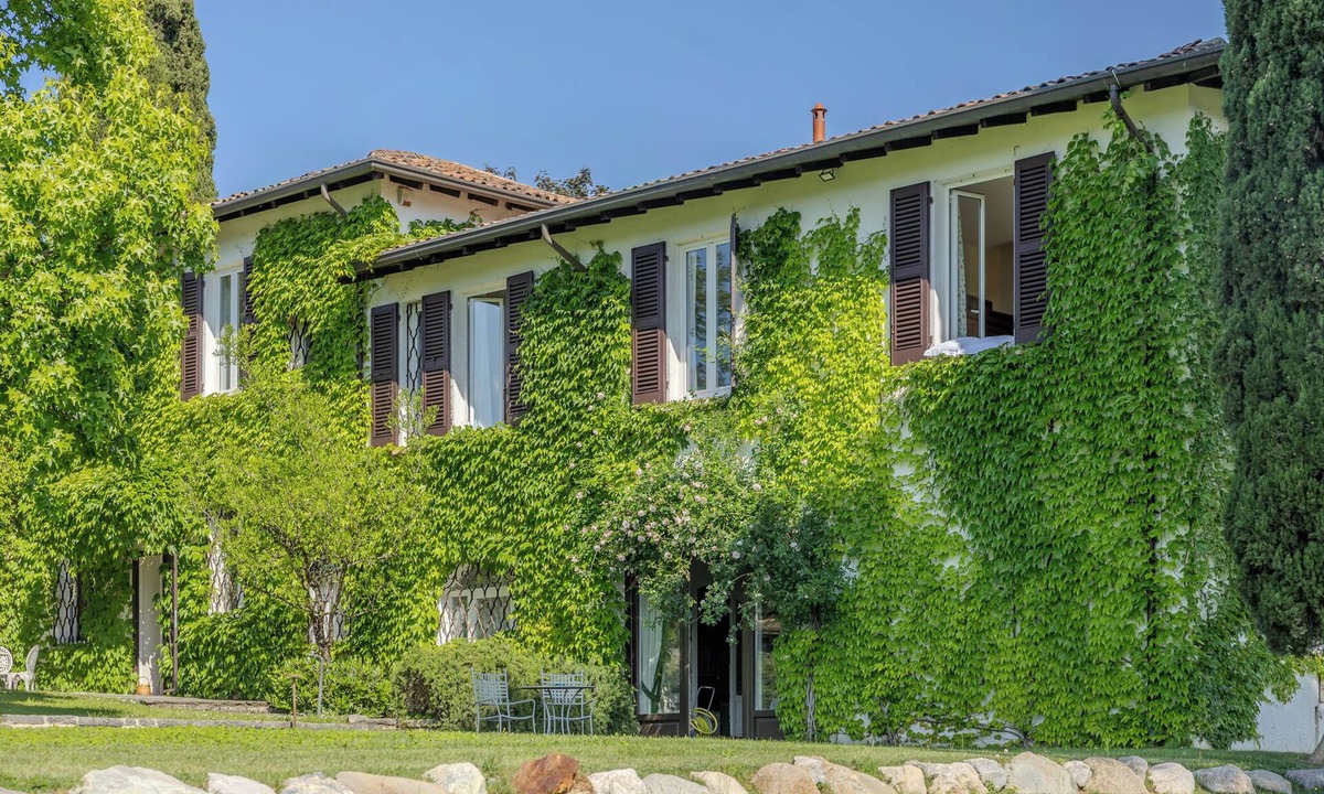 Puegnago del Garda Villa | Poderi La Rocchetta - Unique Estate close to the Lake