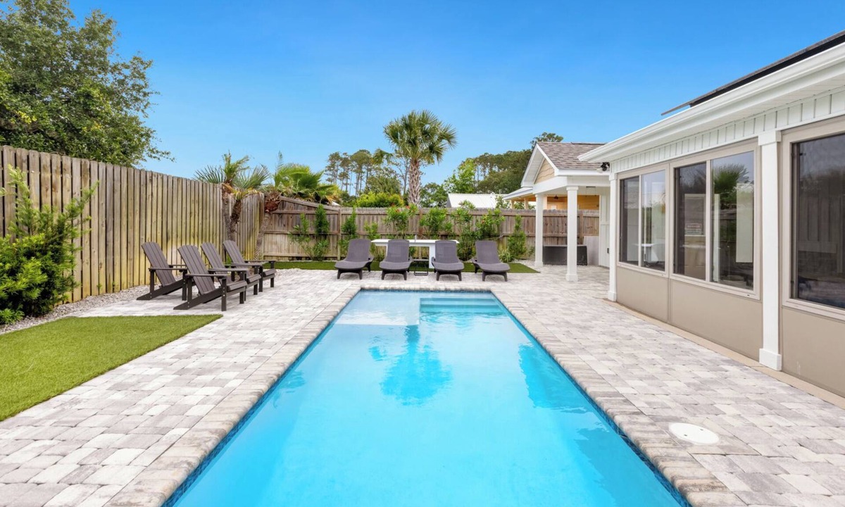 Inlet Beach Heights House | Point Three + Pool, Bikes, Nearby Beach & Sunroom
