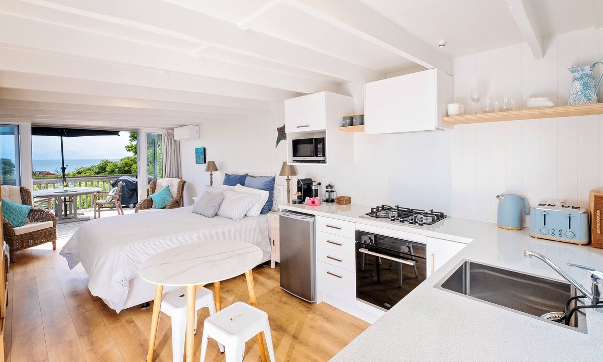 Te Awanga Apartment | Pointbreak Studio