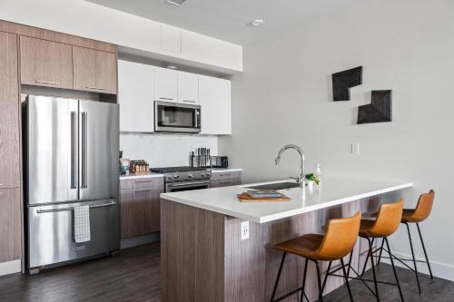 Highland House | Polished Stayscape | Espadin LoHi