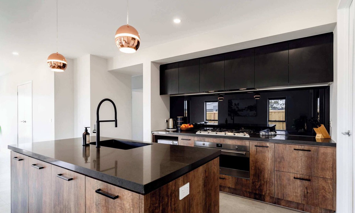 Mount Duneed House | Pollen Escape I Family Getaway I Corporate Stays