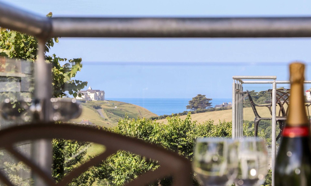 Cury Cottage | Polurrian House