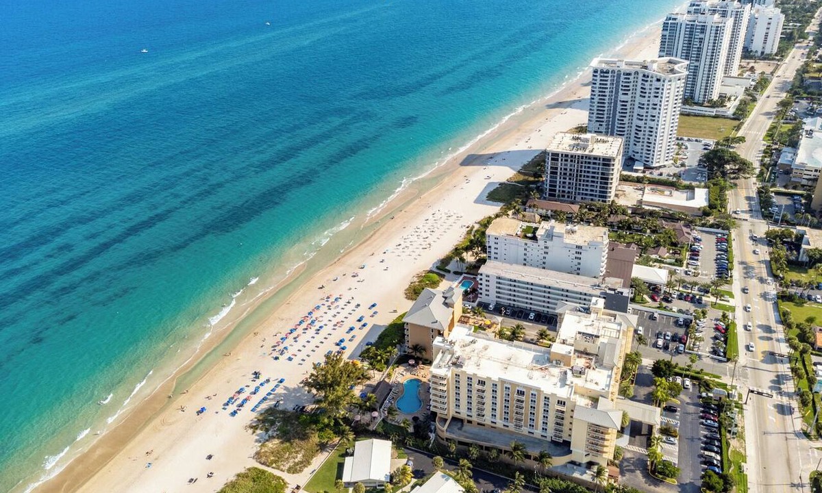 Pompano Beach Condo | Pompano Beach | Couples Ocean Coast Retreat | Pool + Beach