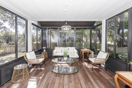 Palm Valley House | Pond-view, accessible, pet friendly home with EV plug close to beach, TPC, Mayo Clinic