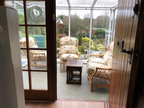 Newport East Bed & Breakfast | Ponders End