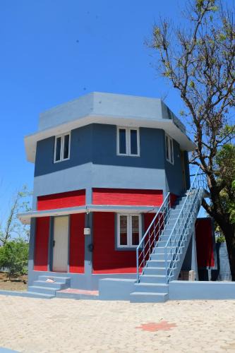 Cuddalore-Puducherry Administrative Boundary House | Pondicherry Greenfields-Farm Stay-Villa-Swimming pool