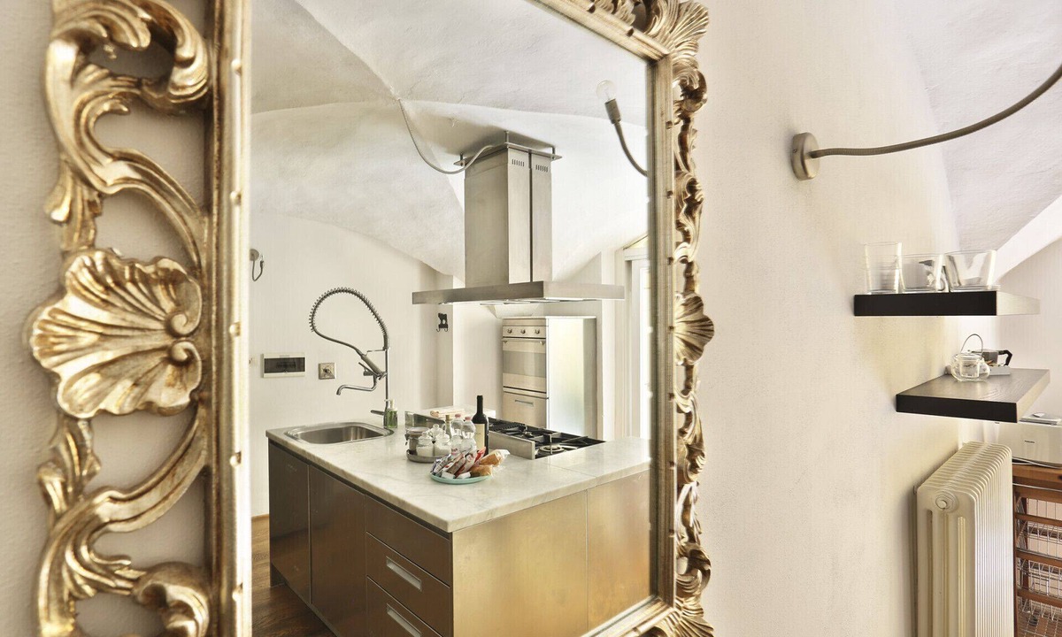 San Niccolo Apartment | Pontevecchio Lux Loft-hosted by Sweetstay