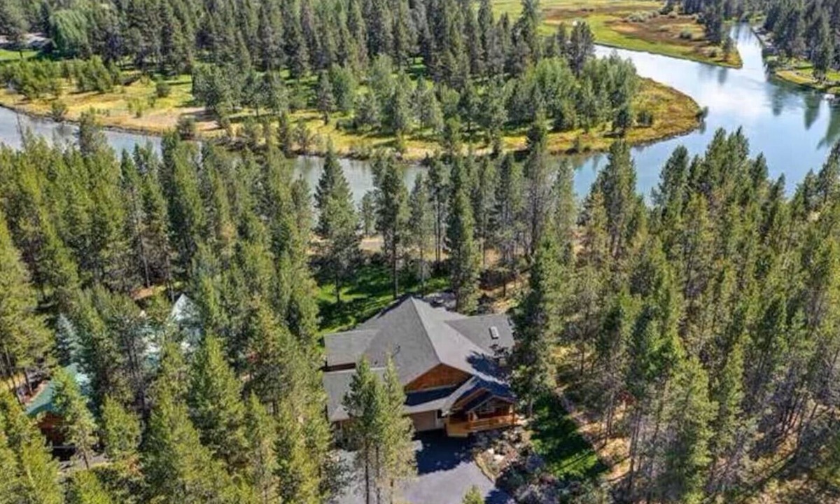 Three Rivers House | Pony Express River Retreat - DESCHUTES RIVER/SUN RIVER/MT BACHELOR/BEND