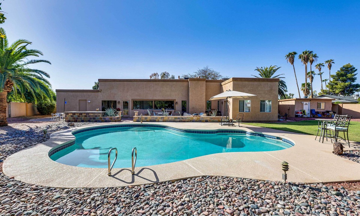 Avant House | Pool Access! Scottsdale Biohack Healthy Dream Home