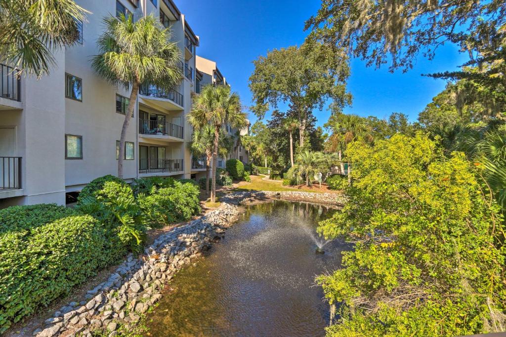 Hilton Head Island Villa | Pool & Beach Access: Villa on Hilton Head Island