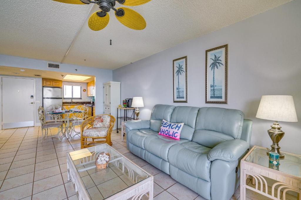 Hudson House | Pool & Beach Access: Waterfront Hudson Condo!