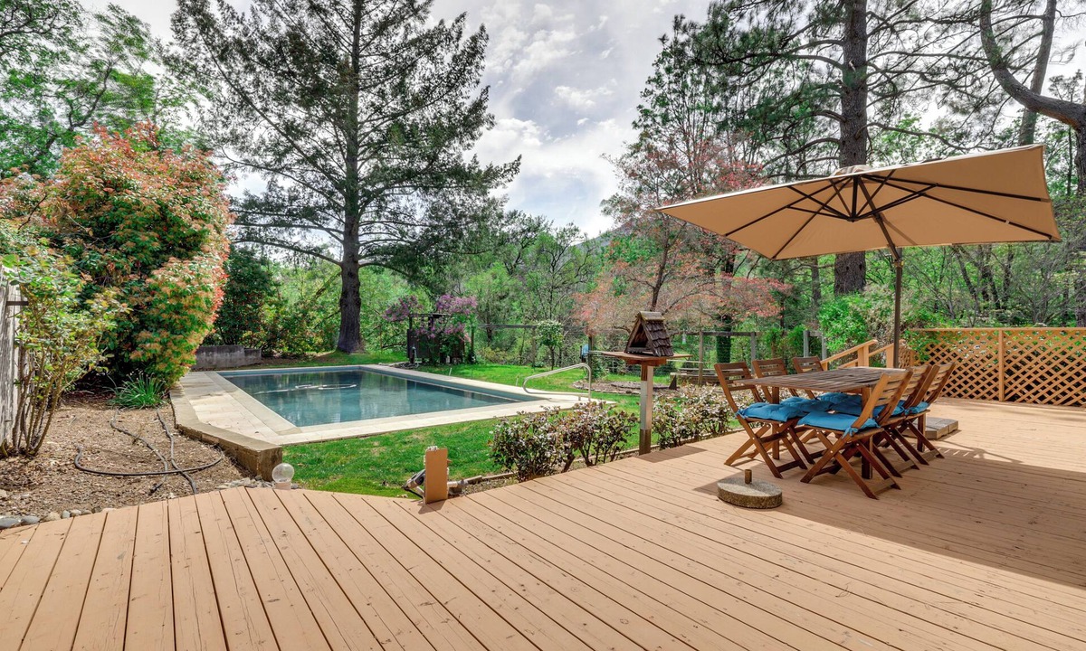 Middletown House | Pool & Deck: Wine Country Hideaway in Middletown!