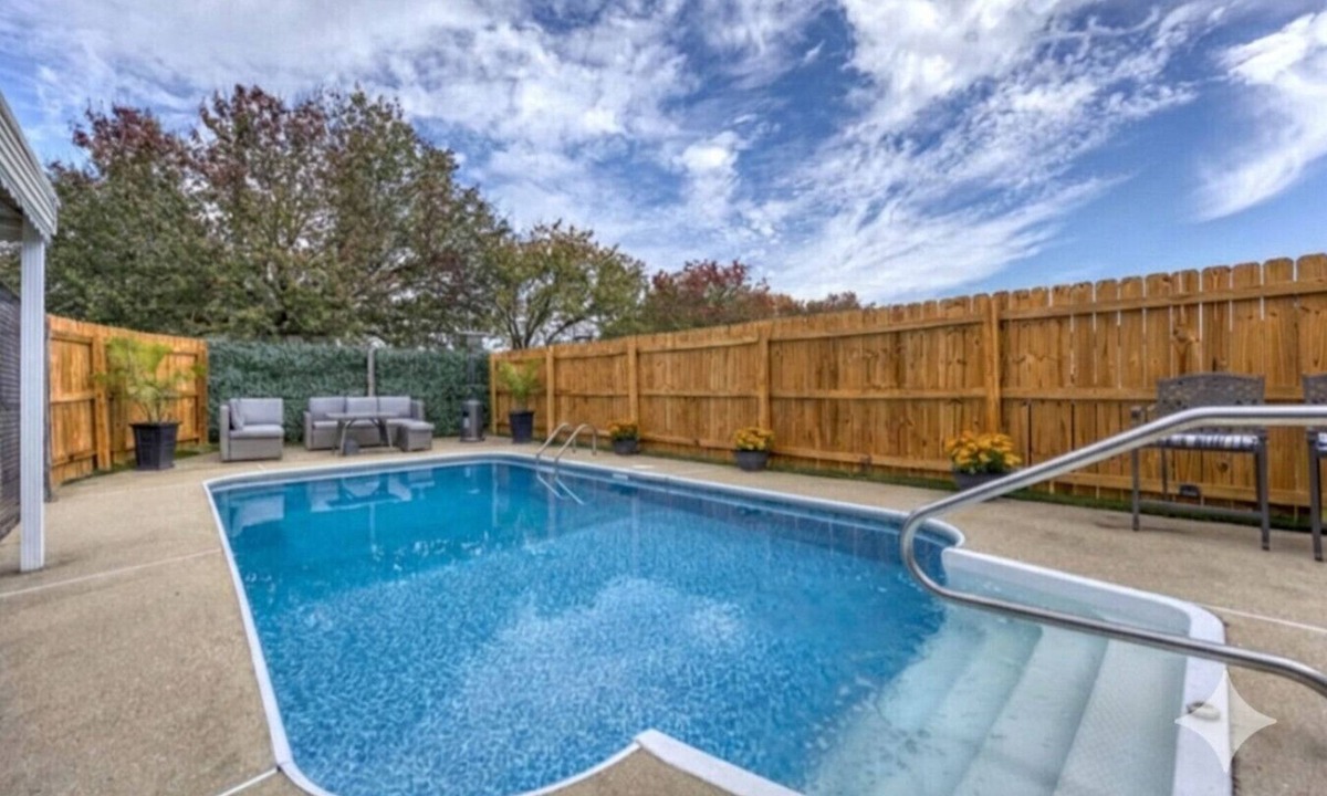 Fortson House | Pool, Fire Pit & Grill | 15 Mins to Fort Benning