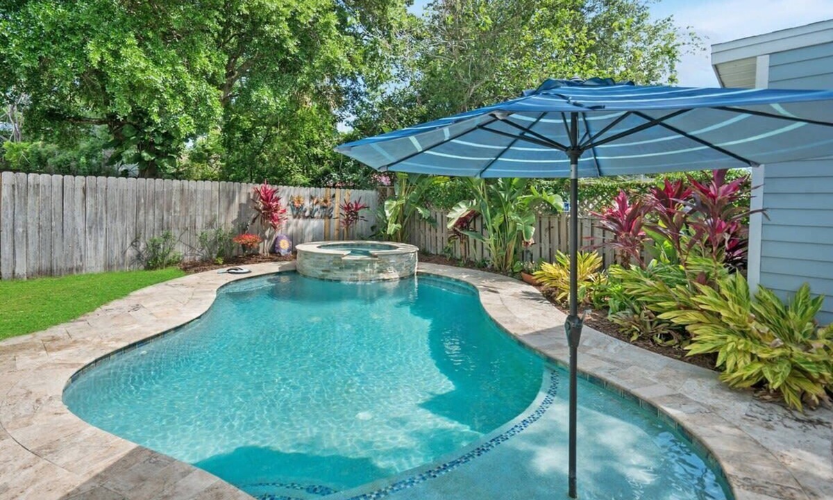 Lincolnville House | Pool, Hot Tub, Walk to Ice Plant, Smart TVs, BBQ