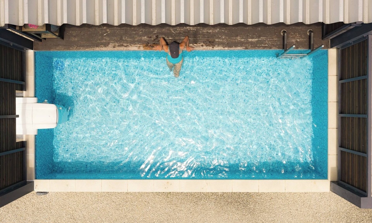 Ishigaki House | Pool is just 5 steps away from the room Poolside/Ishigaki Okinawa