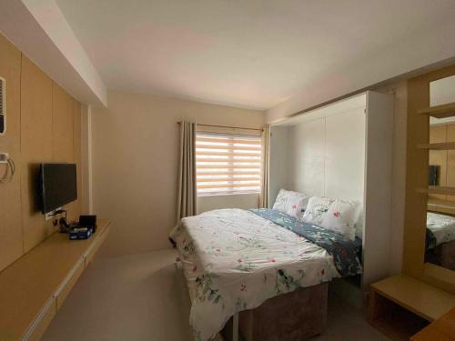 Mabolo Apartment | Pool level Persimmon Condo w/kitchen unit 615
