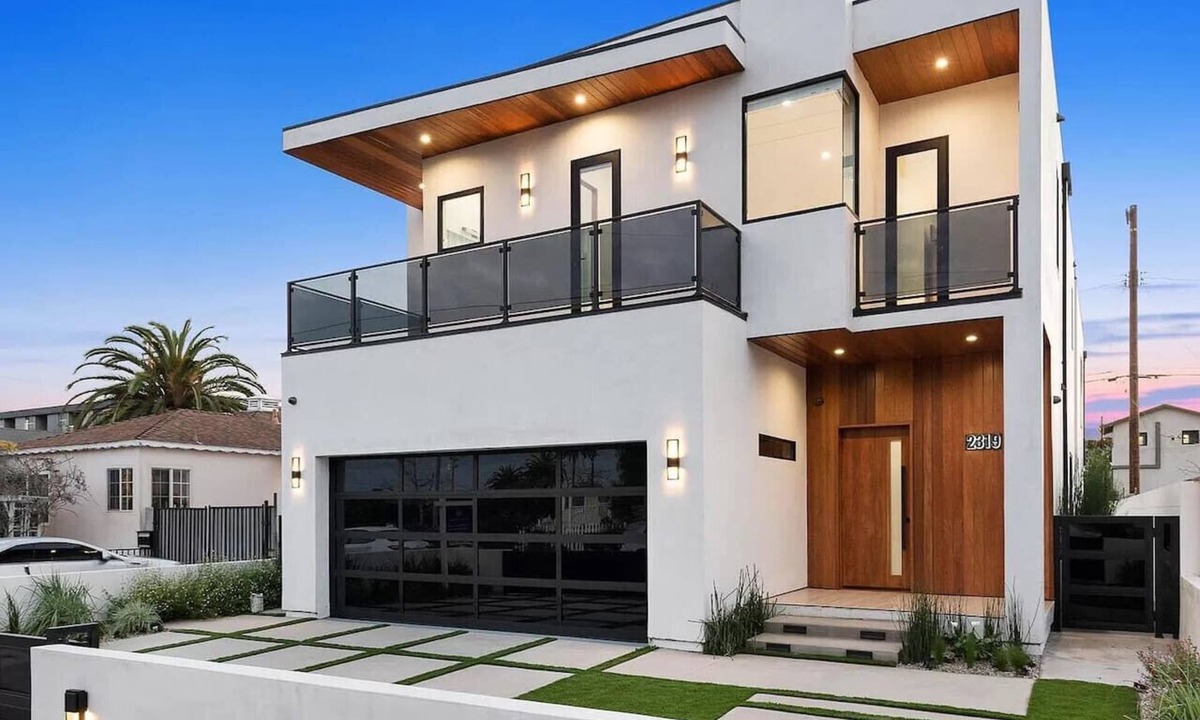 Venice House | Pool, spa, rooftop, back yard, gym, fire pit, games and more