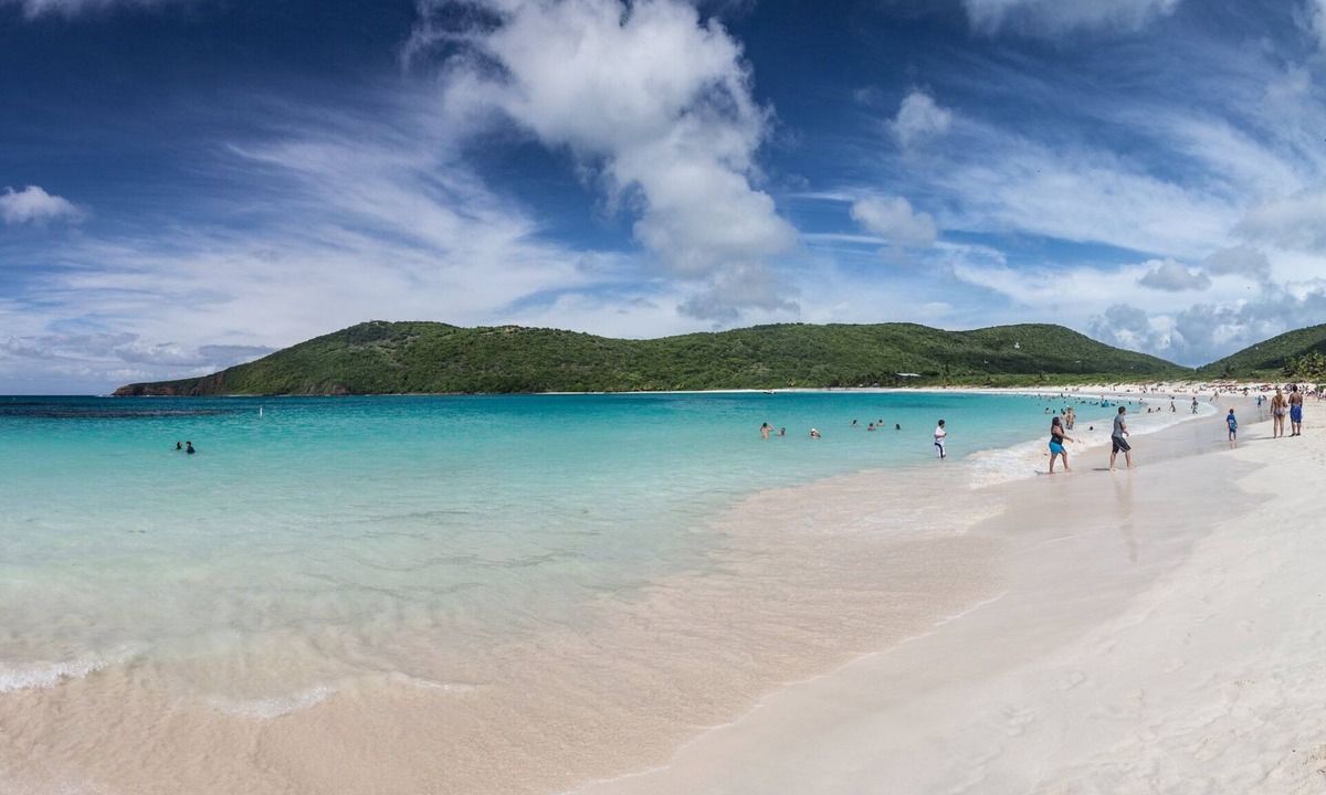 Culebra Pueblo Apartment | Pool Suite #4 @Culebra Blue Villa
