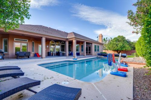 Mesa House | Pool Table, Putting Green: Luxury Oasis in Mesa