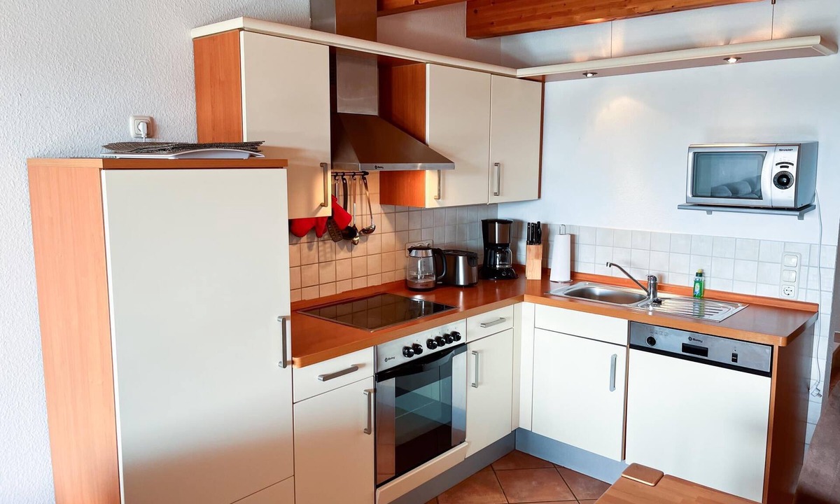 Alt Gaarz Apartment | Pool use, two bathrooms, terrace and balcony