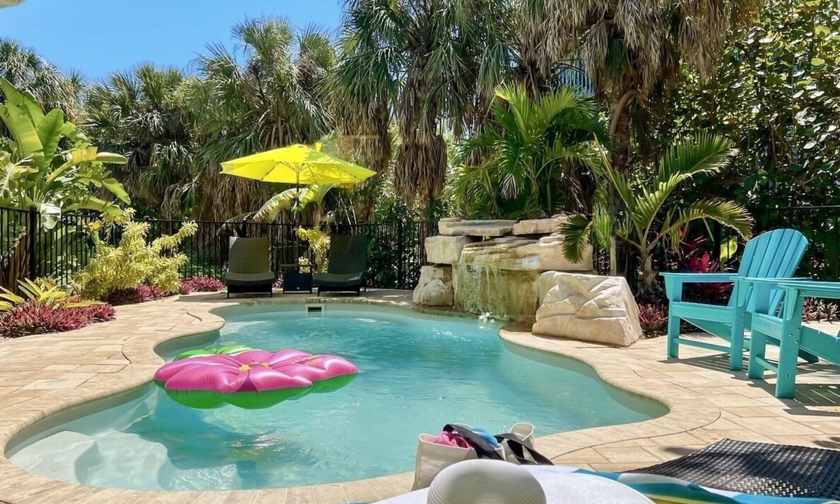 North Captiva House | Pool w/Waterfall & Swing Bar, Bikes, Tropical
