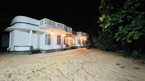 Cherthala Bed & Breakfast | Poonath House
