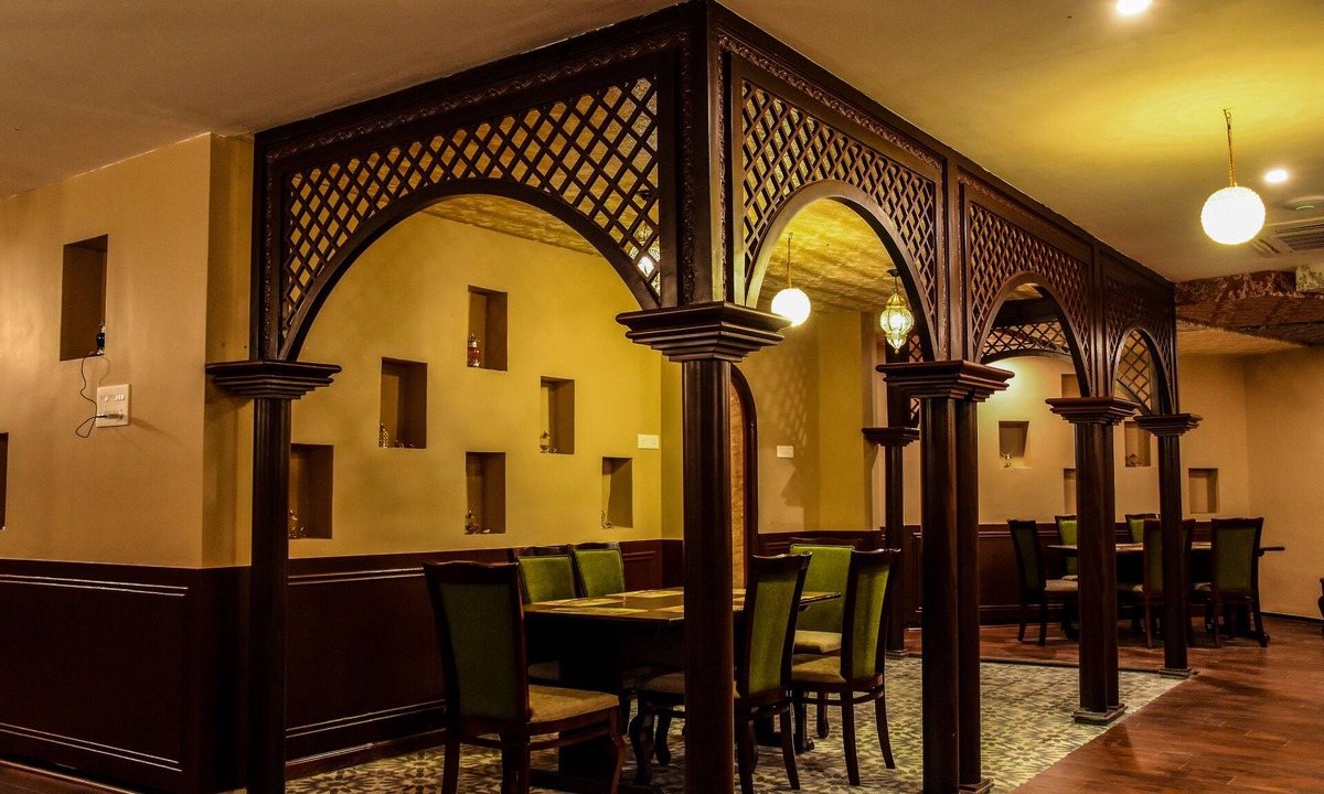 Uttukuli Hotel | Poppys Tower