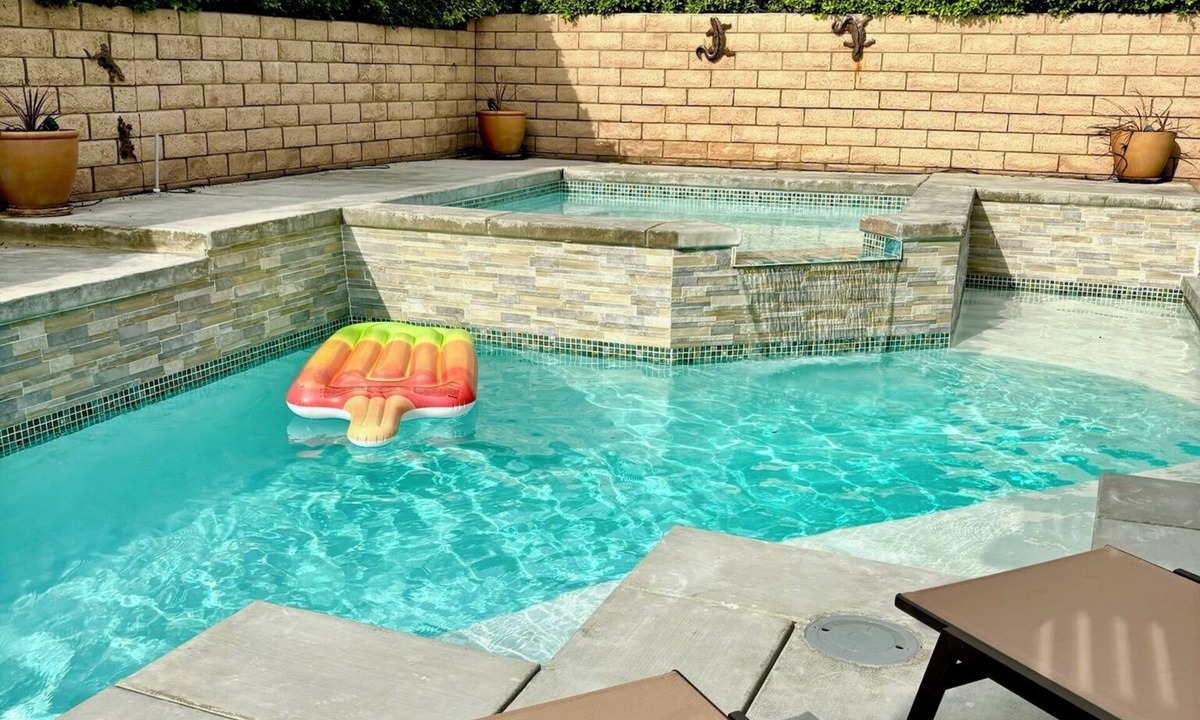 Vista Norte House | Popsicle Paradise Relax in Famous Racquet Club Estates. 10 min Ride to Downtown